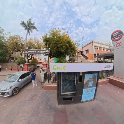 Cathedral Hazratganj Metro Station Gate No 3